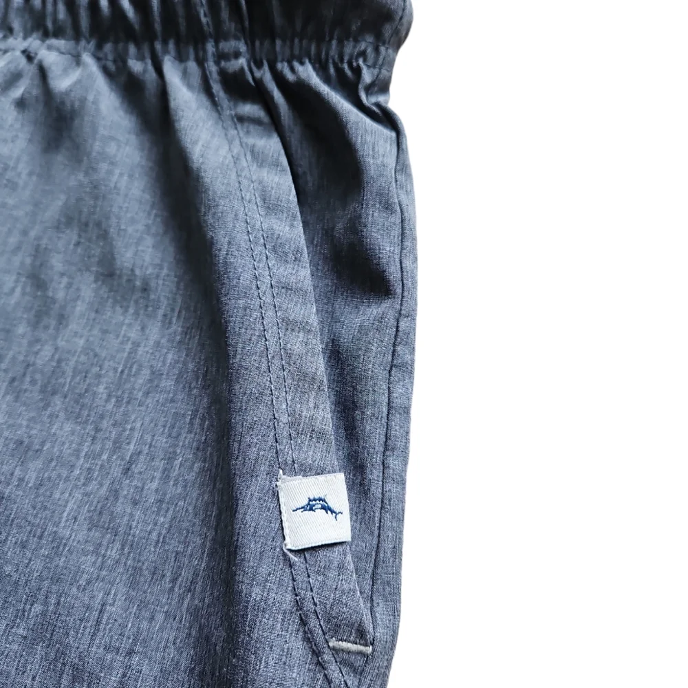 3/$30 Tommy Bahama • Shorts